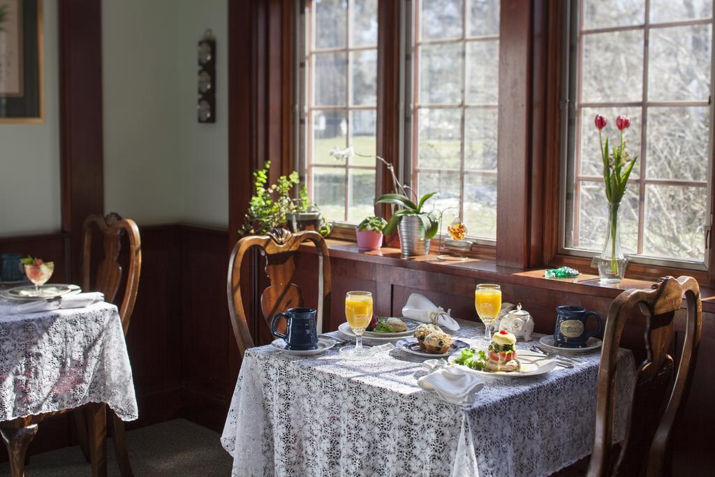 Isaiah Jones Homestead Bed And Breakfast サンドイッチ エクステリア 写真