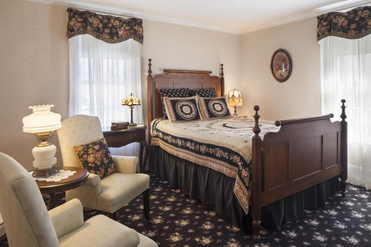 Isaiah Jones Homestead Bed And Breakfast サンドイッチ エクステリア 写真